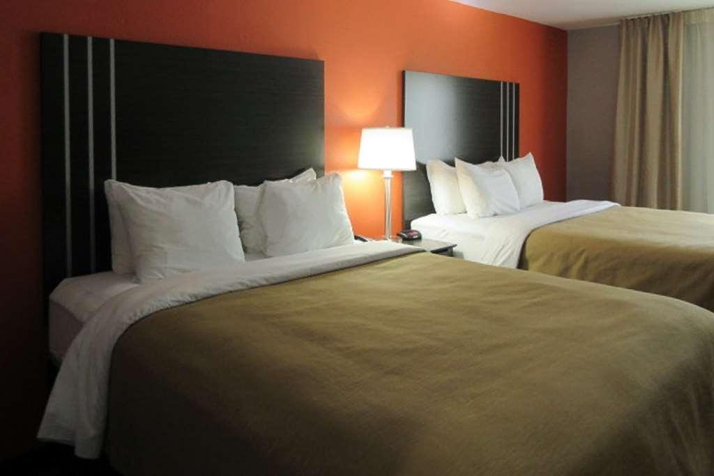 Quality Inn & Suites Fresno Northwest Номер фото